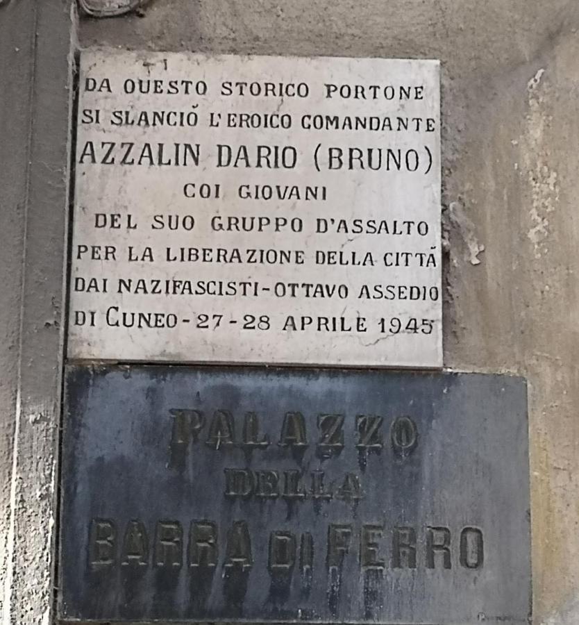 DOMUSCUNEO Barra di Ferro 3 bianco Esterno foto